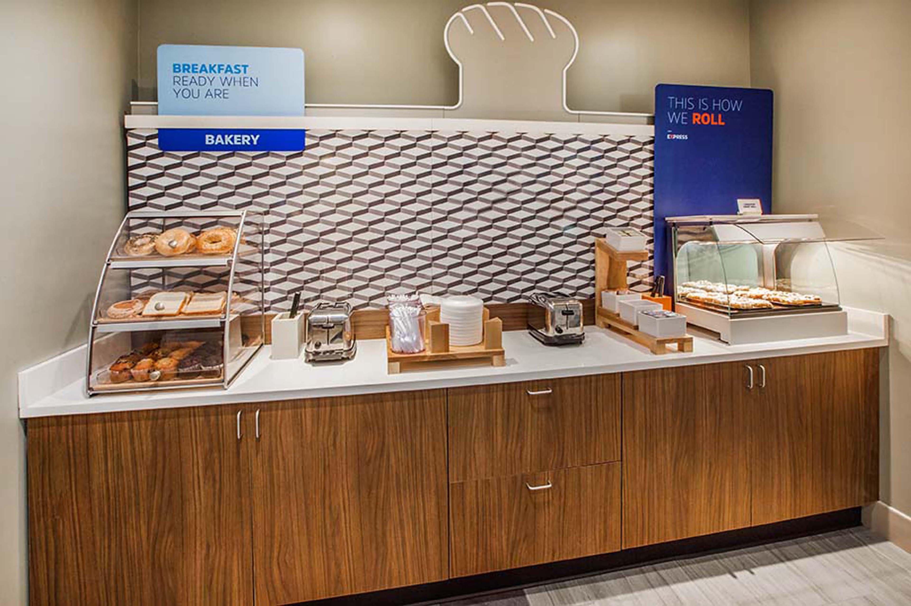 Holiday Inn Express & Suites - Ely By Ihg Экстерьер фото