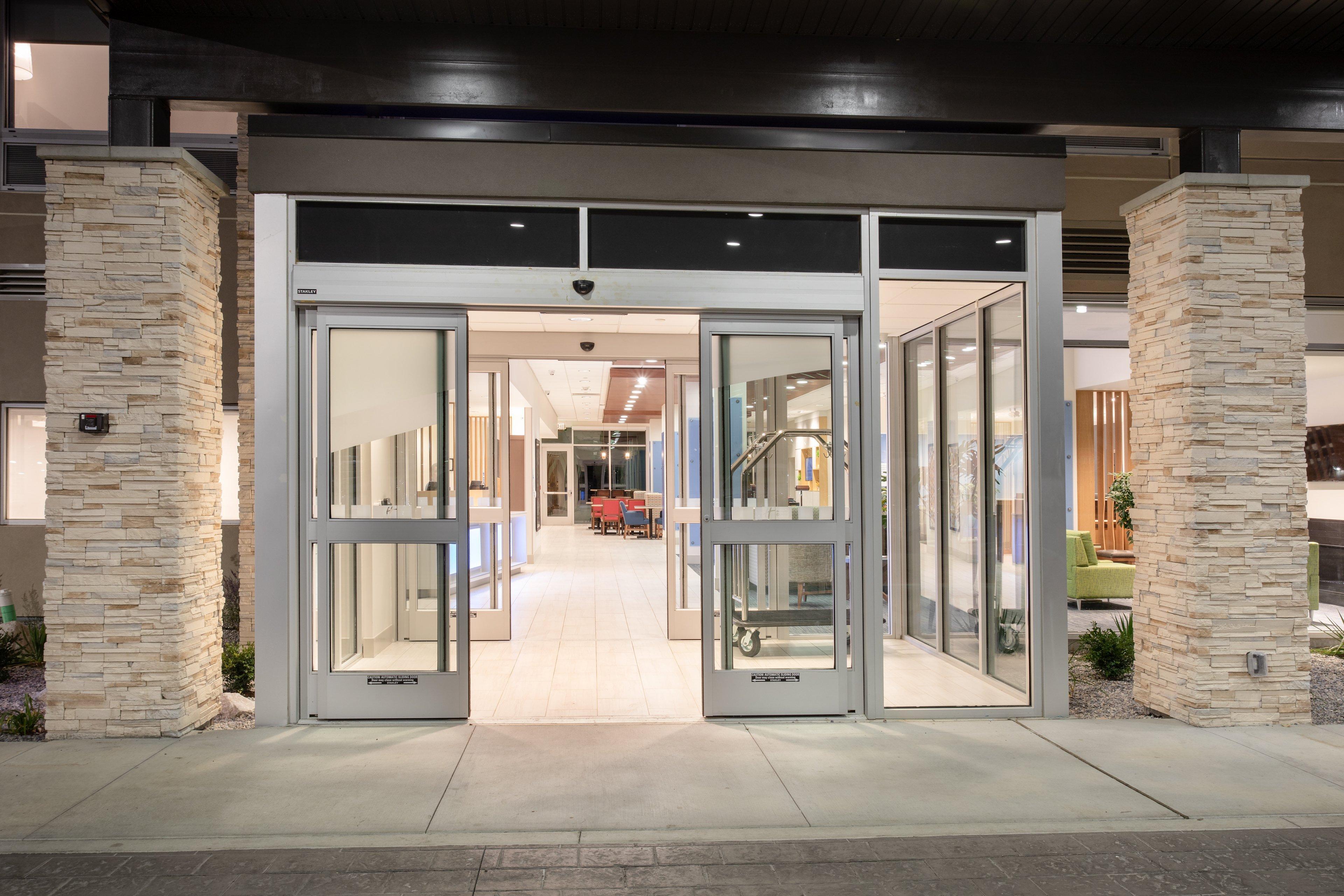 Holiday Inn Express & Suites - Ely By Ihg Экстерьер фото