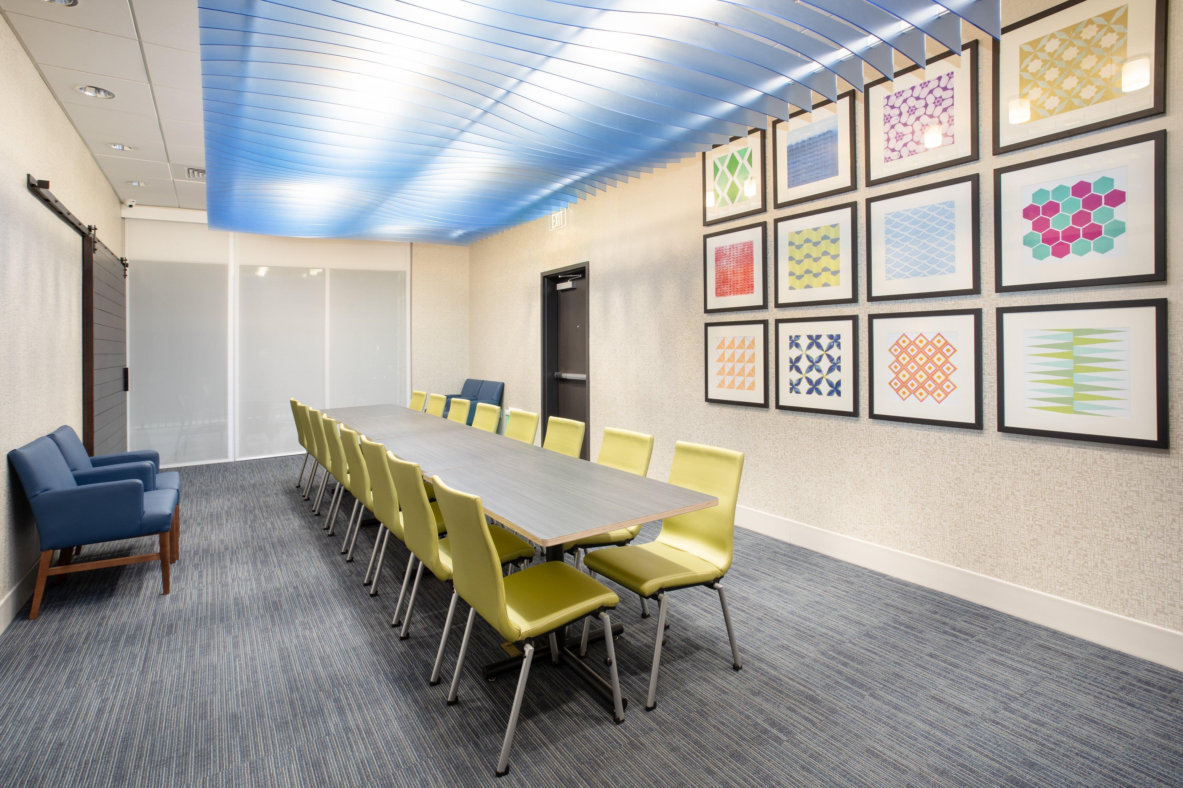 Holiday Inn Express & Suites - Ely By Ihg Экстерьер фото