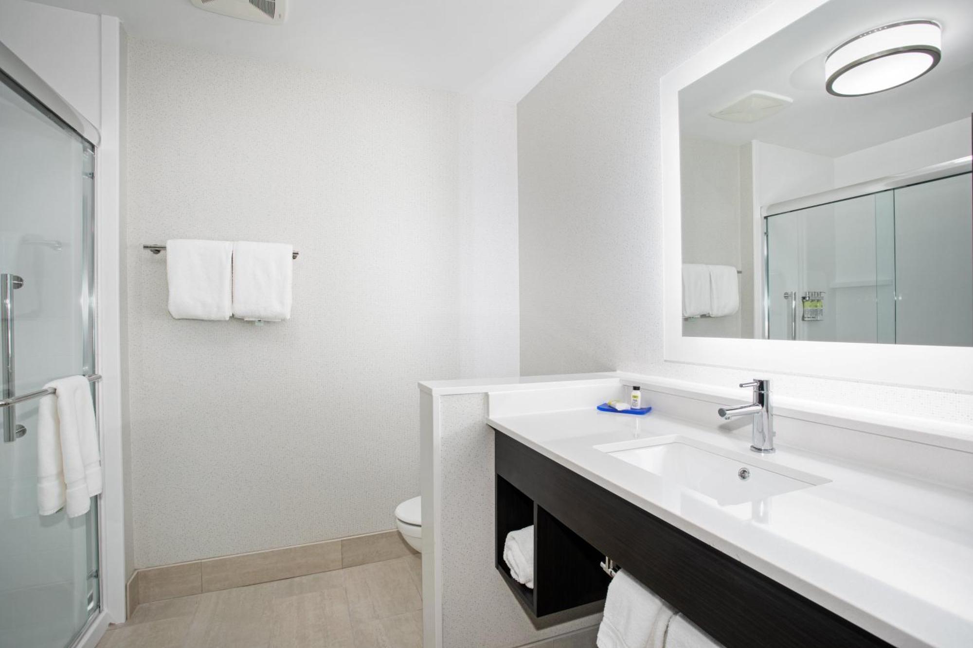 Holiday Inn Express & Suites - Ely By Ihg Экстерьер фото